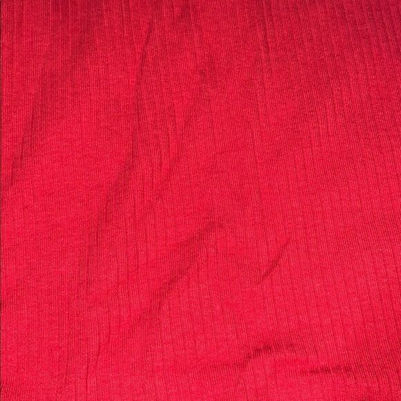 Red women’s tight tee shirt - Picture 2 of 4